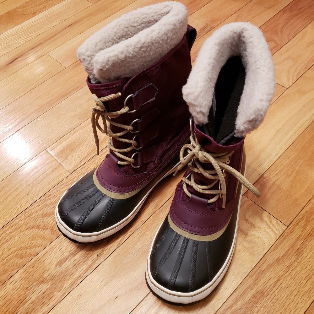 Sorel Winter Carnival Womens Snow Boots Size 8.5 Burgundy Waterproof EUC